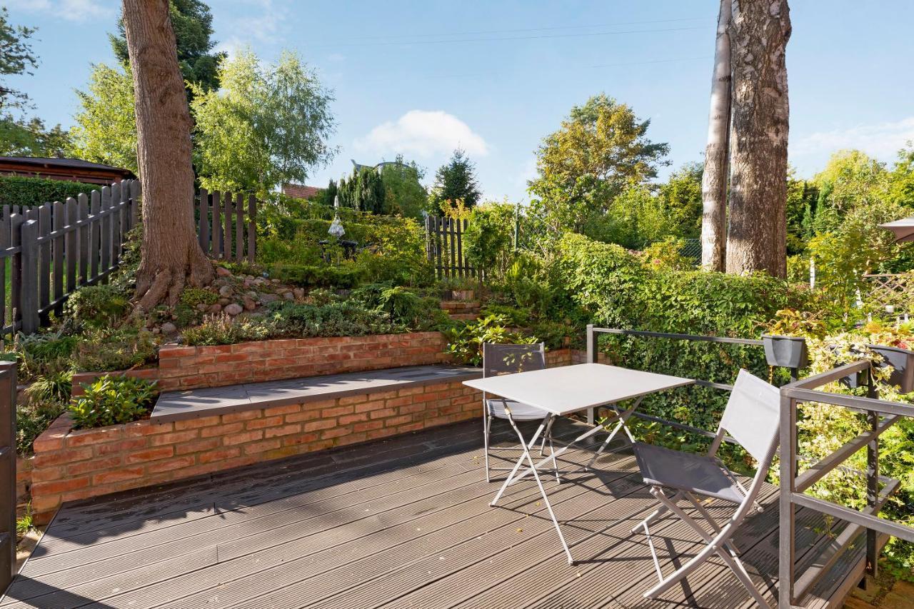 Grand - Entry - With Garden In Apartment *